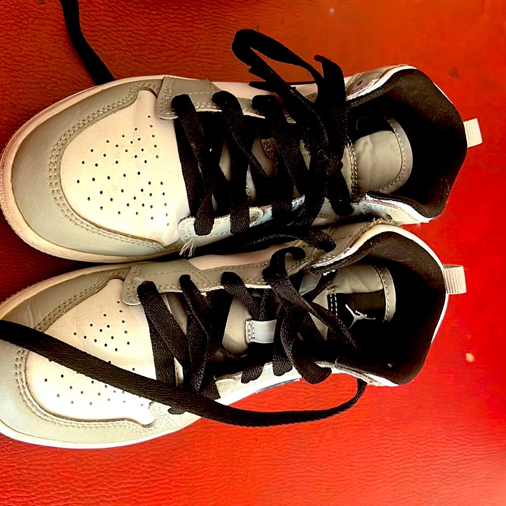 Air Jordan 1